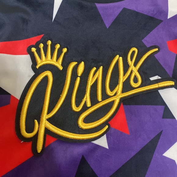 Multi Color Sweater - Picture 5 of 5